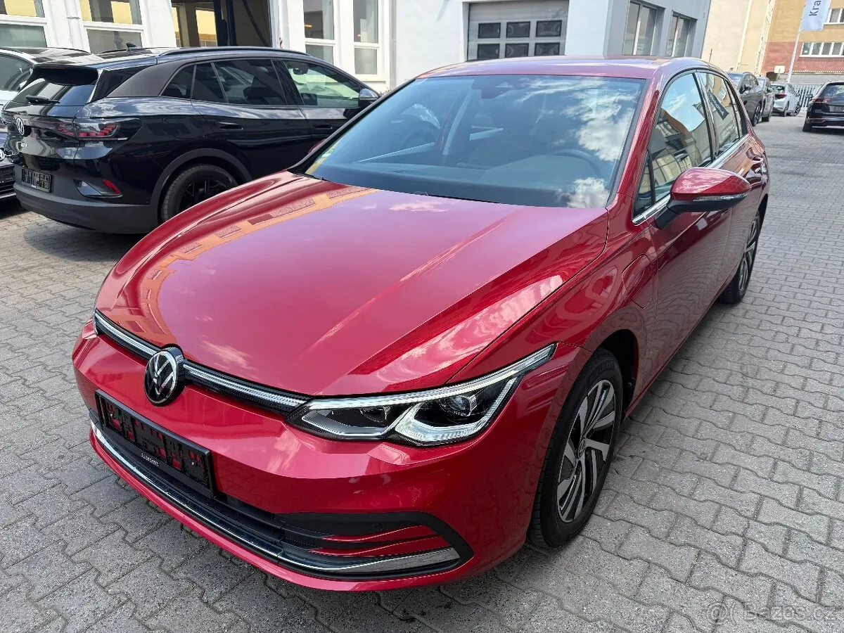 Volkswagen Golf 2022 photo 2