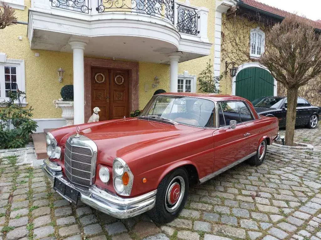 Mercedes-Benz 220 Seb 1964 photo 2
