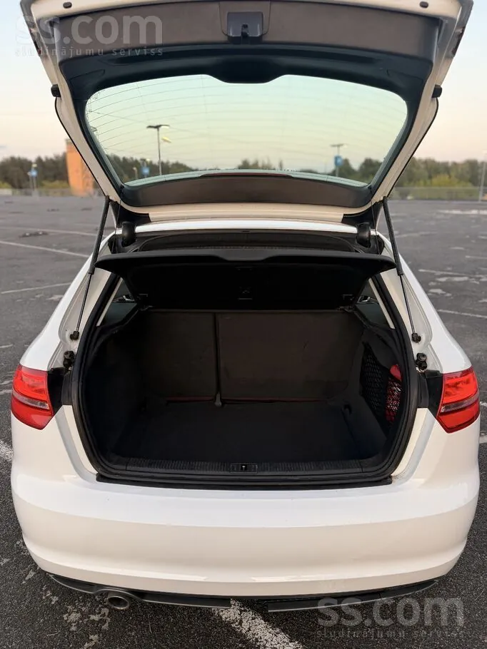 Audi A3 2011 photo 5