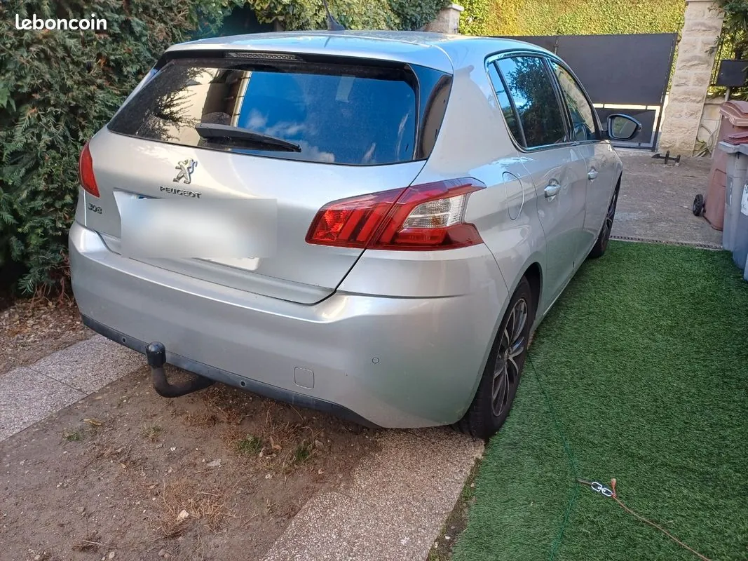 Peugeot 308 2014 photo 2