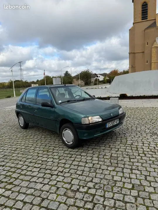 Peugeot 106