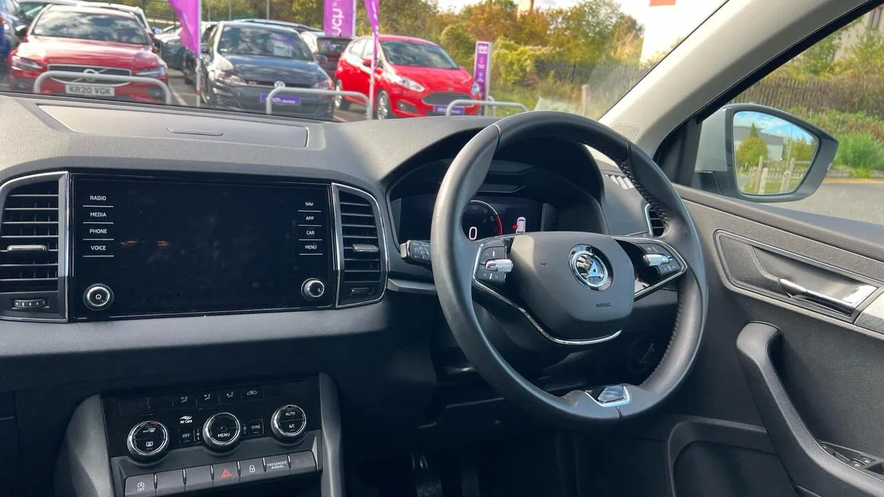 Skoda Karoq 2022 photo 2