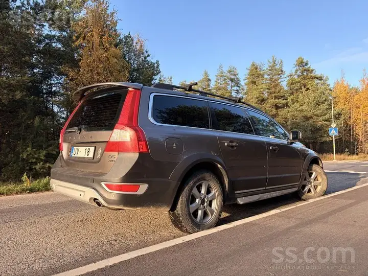 Volvo Xc70 2011 photo 2
