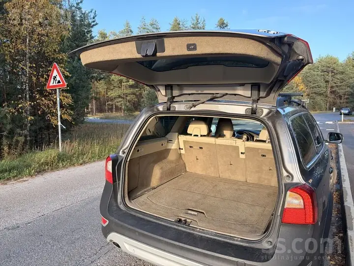 Volvo Xc70 2011 photo 5