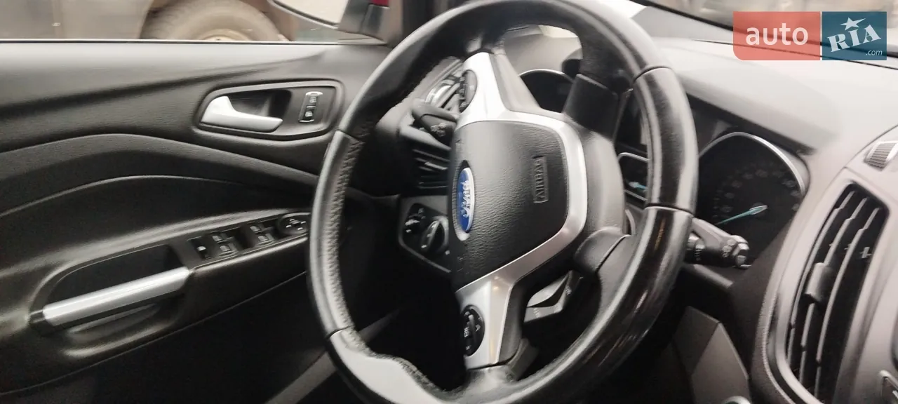 Ford Kuga 2016 photo 5
