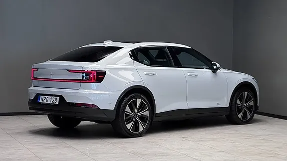 Polestar 2 2023 photo 2