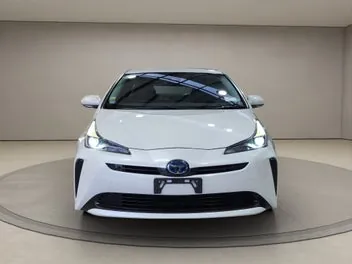 Toyota Prius 2021 photo 3