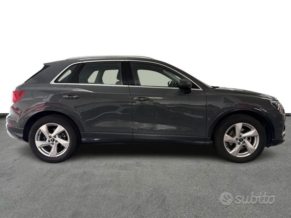 Audi Q3 2024 photo 3