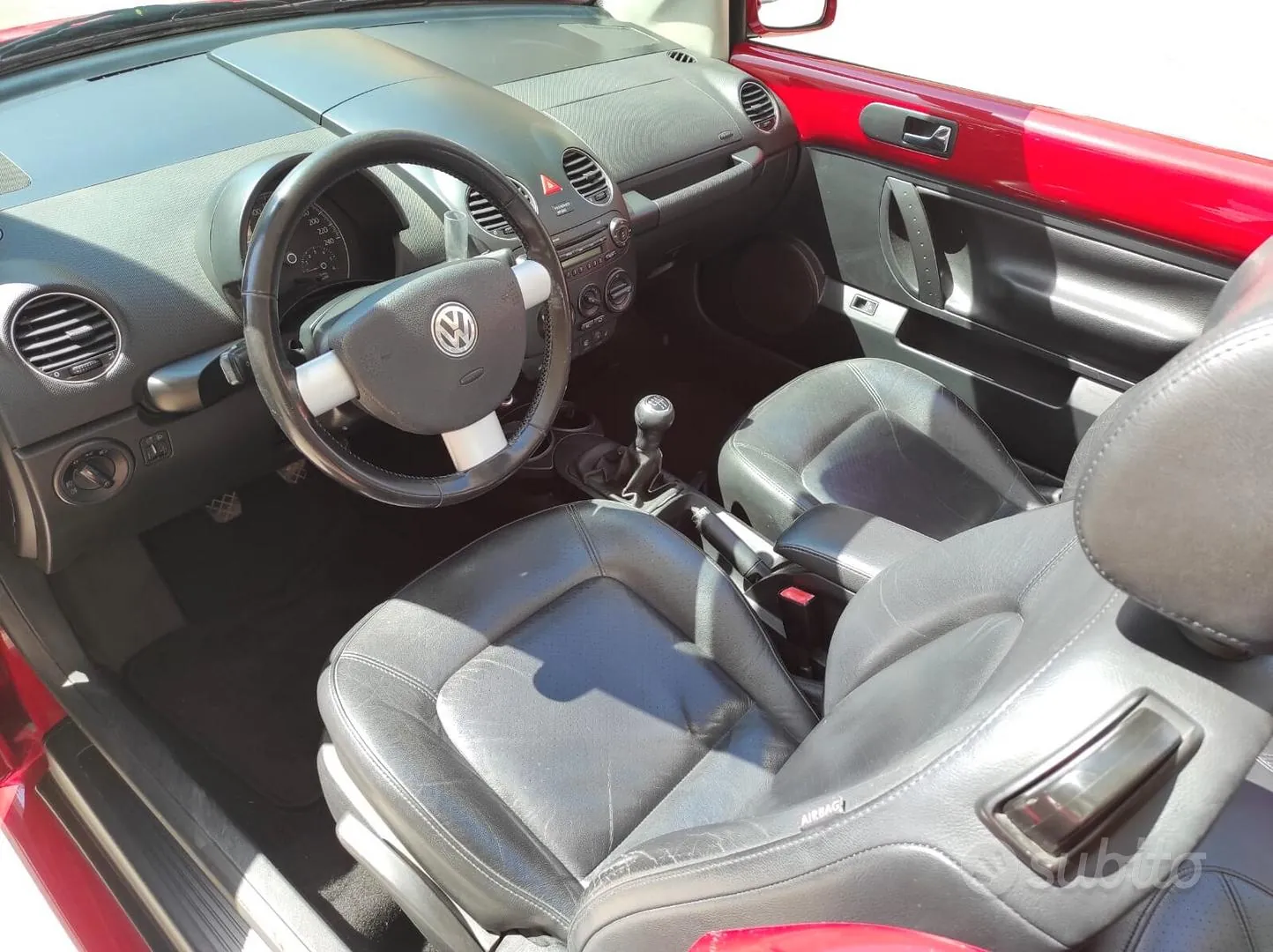 Volkswagen Beetle 2010 photo 5