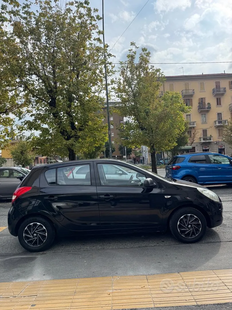 Hyundai I20 2009 photo 4