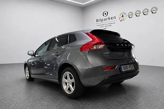 Volvo V40 2017 photo 3