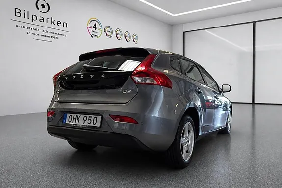 Volvo V40 2017 photo 2