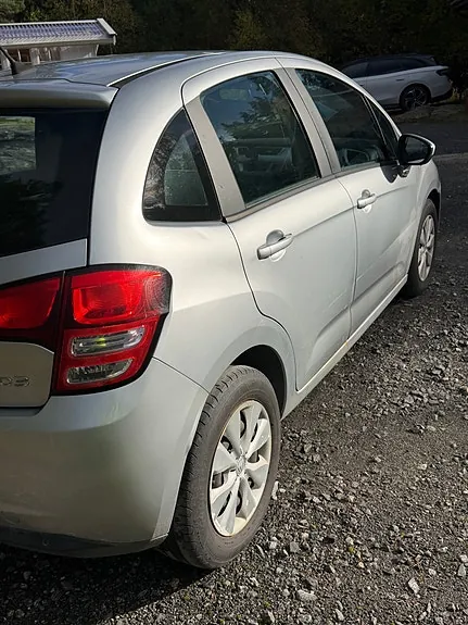 Citroen C3 2011 photo 3