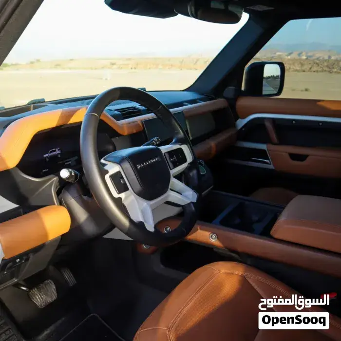 Land Rover Defender 2023 photo 2