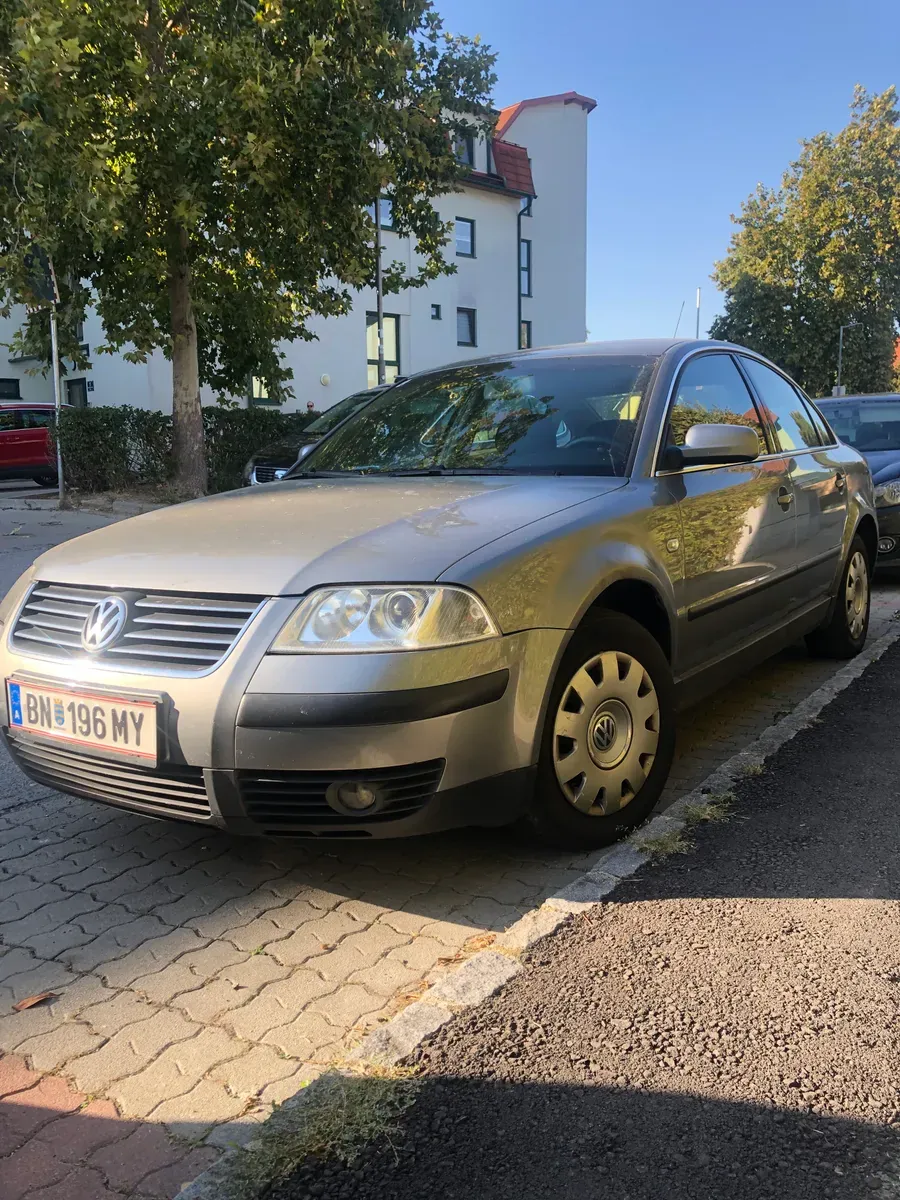 Volkswagen Passat 2003 photo 3