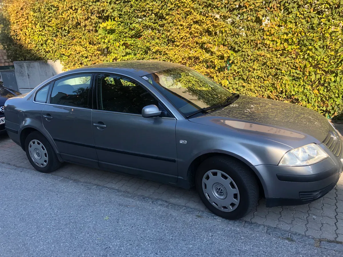 Volkswagen Passat 2003 photo 2