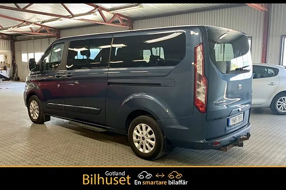 Ford Custom Tourneo 2019 photo 3