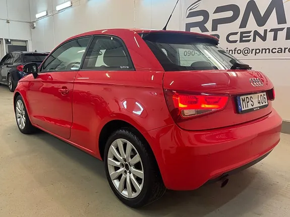 Audi A1 2011 photo 5