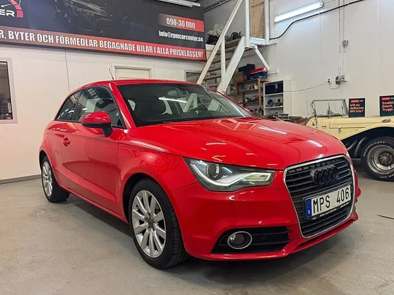 Audi A1 2011 photo 2