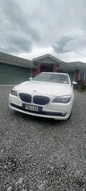 BMW 750Li 2011 photo 3