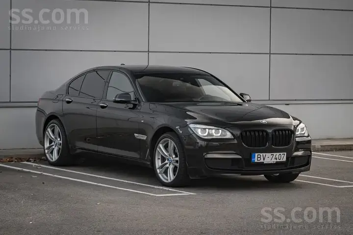 BMW 740D 2015 photo 3