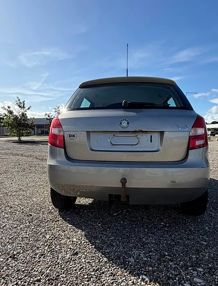 Skoda Fabia 2007 photo 4