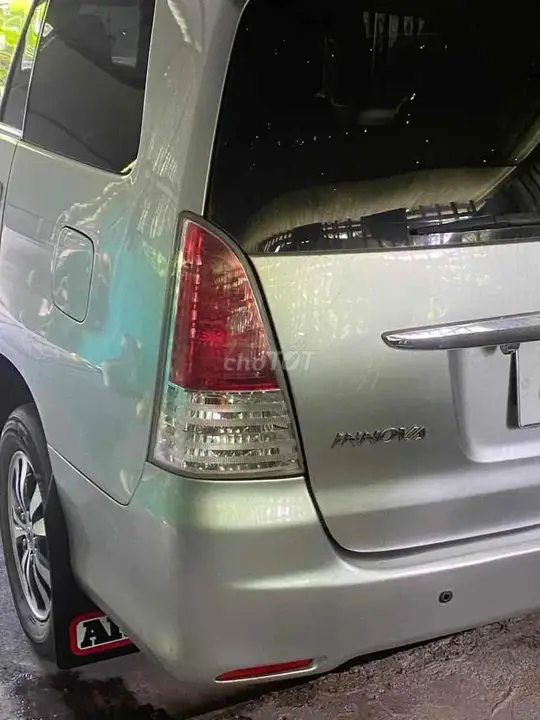 Toyota Innova 2008 photo 2