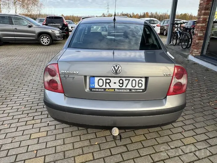 Volkswagen Passat 2003 photo 5