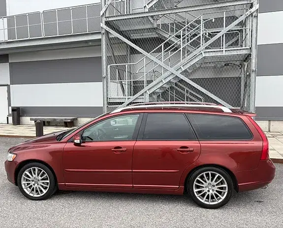 Volvo V50 2008 photo 2