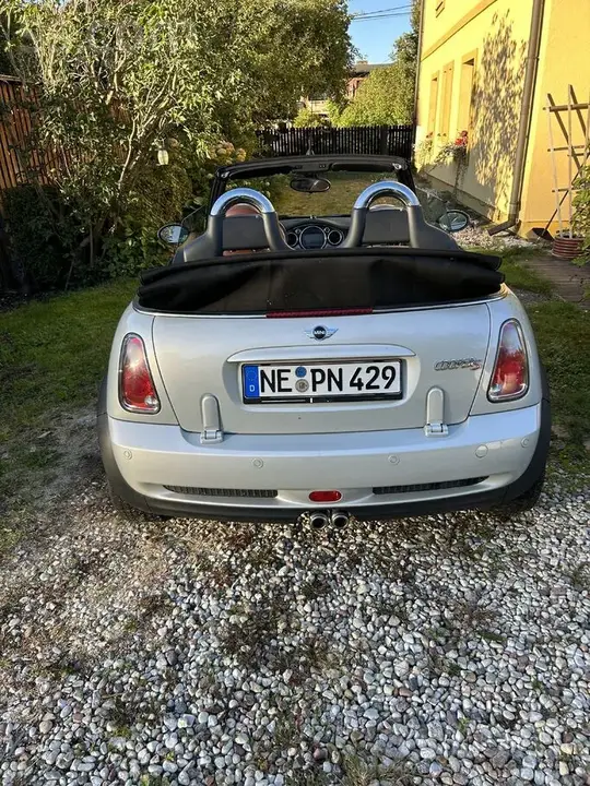 Mini Cooper Cabrio 2008 photo 2