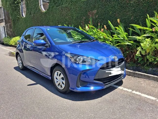 Toyota Yaris 2023 photo 2