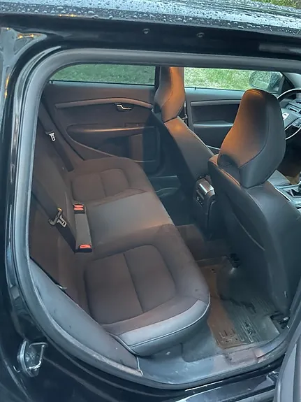 Volvo V70 2012 photo 5