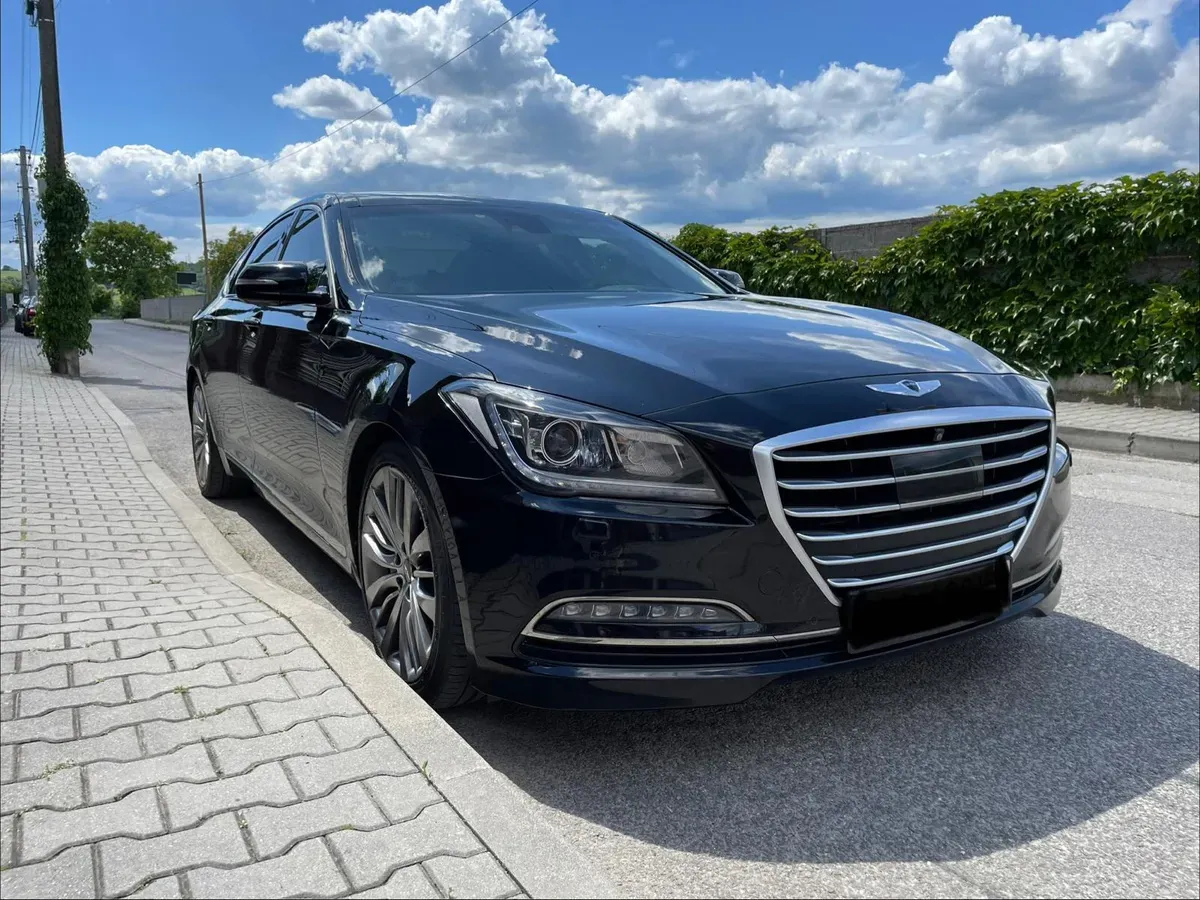 Hyundai Genesis