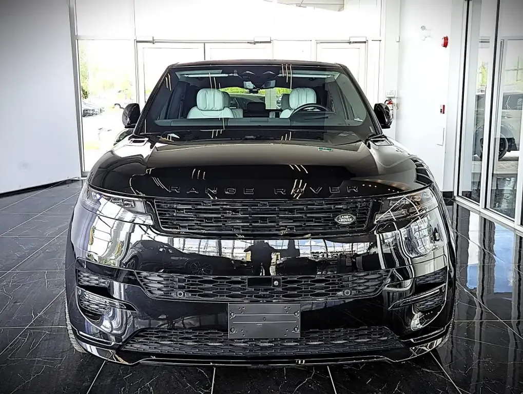 Land Rover Range Rover Sport 2025 photo 3