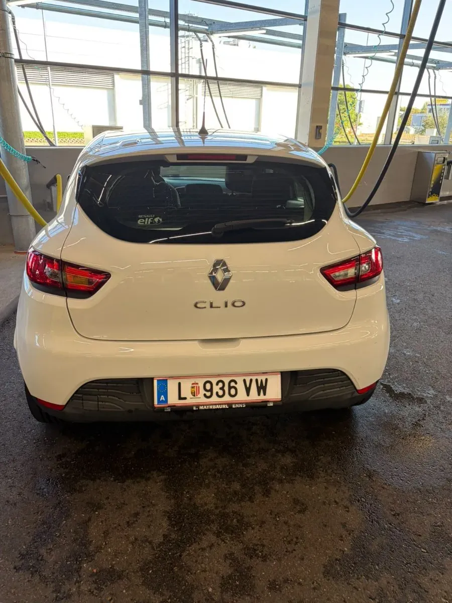 Renault Clio 2013 photo 2