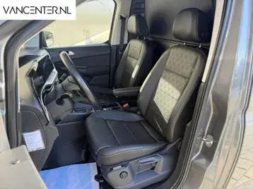 Volkswagen Caddy Maxi 2024 photo 3