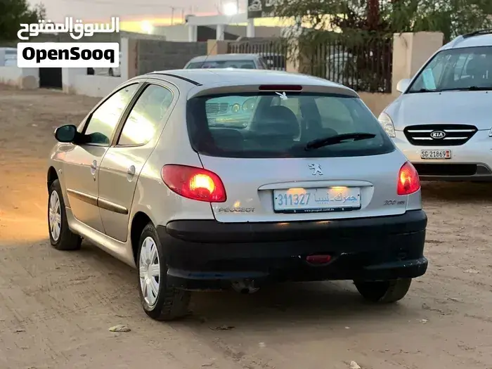 Peugeot 206 2006 photo 4