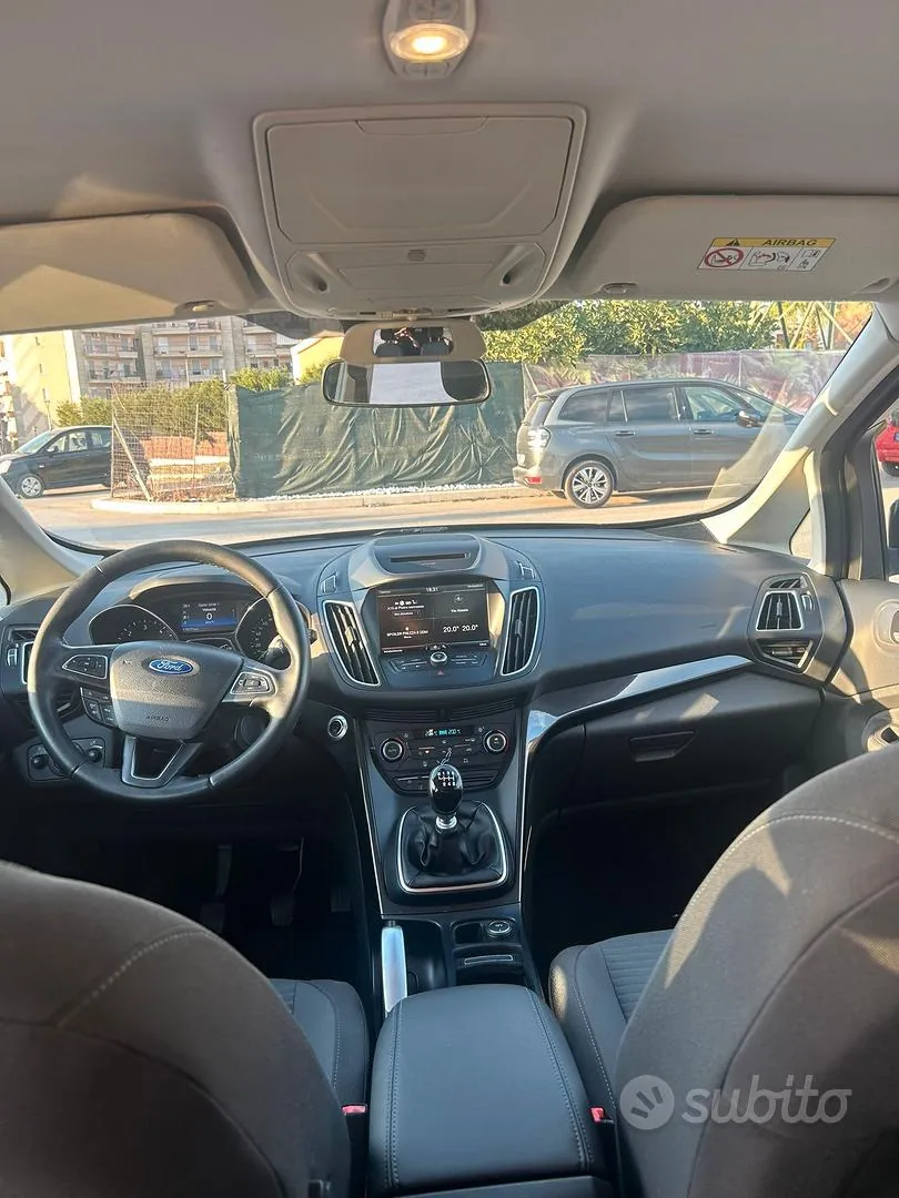 Ford C-Max 2016 photo 2