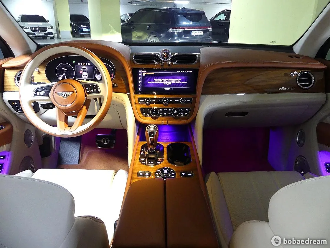 Bentley Bentayga 2023 photo 4
