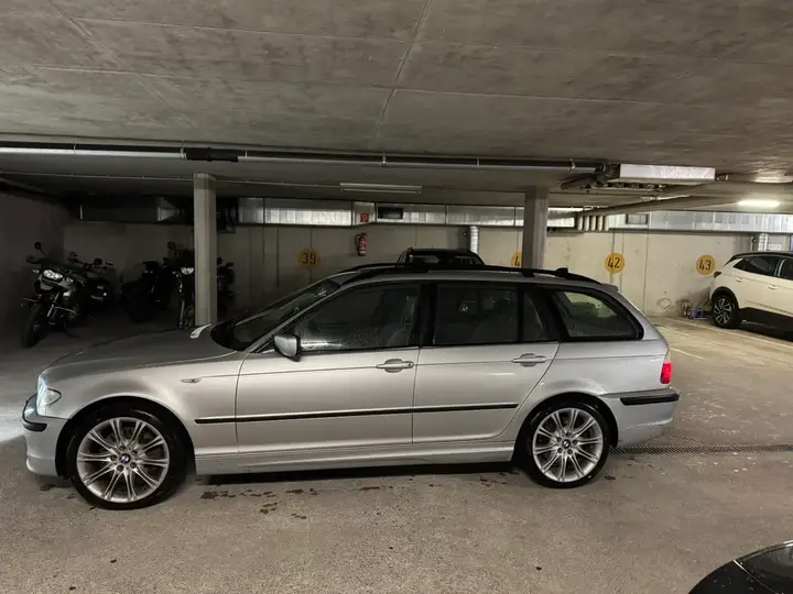 BMW 3 Series 2002 photo 3