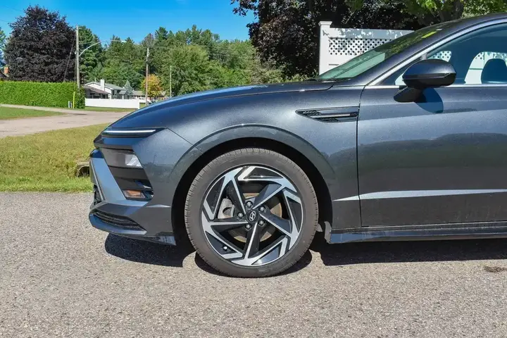 Hyundai Sonata 2024 photo 4