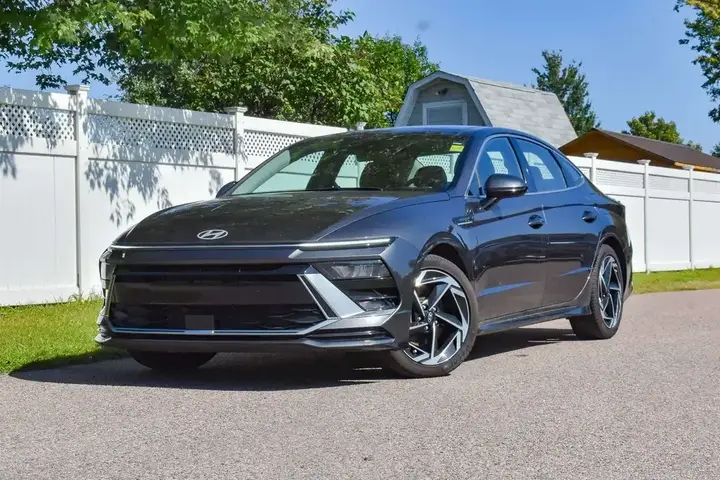 Hyundai Sonata 2024 photo 2