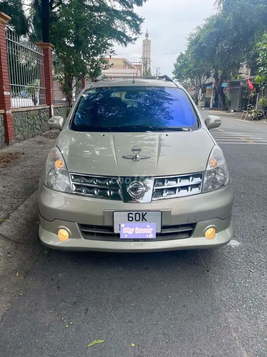 Nissan Grand Livina
