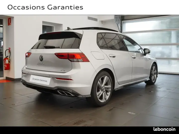 Volkswagen Golf 2024 photo 4
