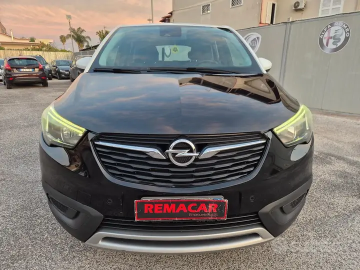 Opel Crossland X 2019 photo 2