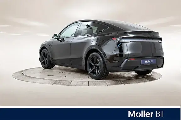 Tesla Model Y 2025 photo 3