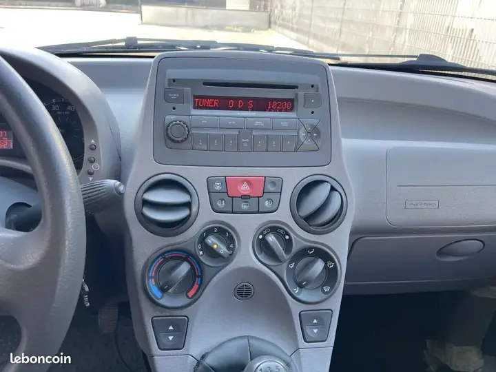 Fiat Panda 2006 photo 4