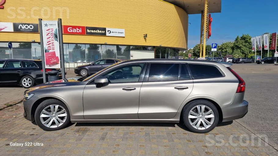 Volvo V60 2019 photo 3