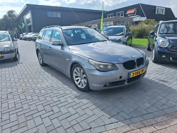 BMW 5Series 2006 photo 2