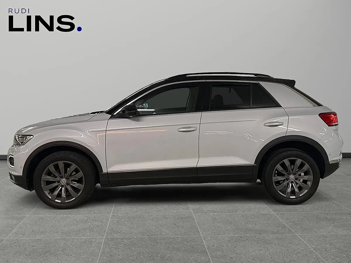 Volkswagen T-Roc 2019 photo 2
